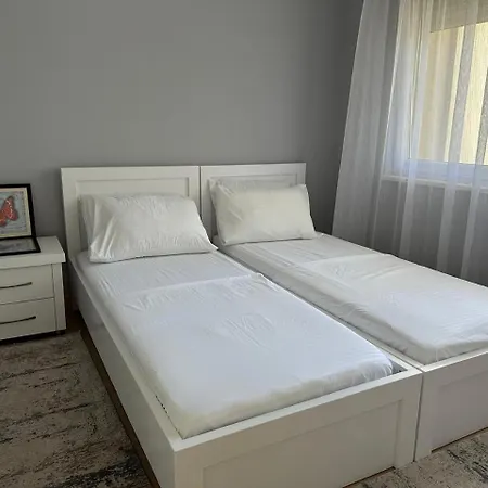 Apartment Gjiri I Lalzit- Joy Apartments-kompleksi Lura 2