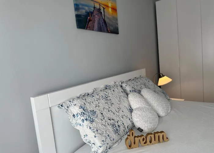 Gjiri I Lalzit- Joy Apartments-kompleksi Lura 2 Apartament *
