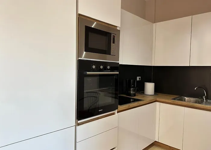 Апартаменты Gjiri I Lalzit- Joy Apartments-kompleksi Lura 2