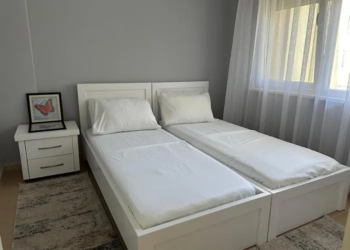 Апартаменты Gjiri I Lalzit- Joy Apartments-kompleksi Lura 2