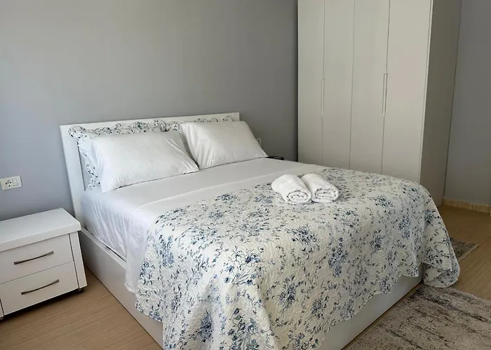 Gjiri I Lalzit- Joy Apartments-kompleksi Lura 2 * Дуррес