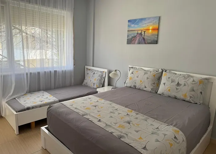 Apartament Gjiri I Lalzit- Joy Apartments-kompleksi Lura 2 Durrës