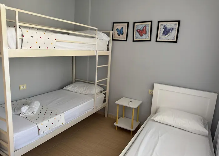 Apartament Gjiri I Lalzit- Joy Apartments-kompleksi Lura 2